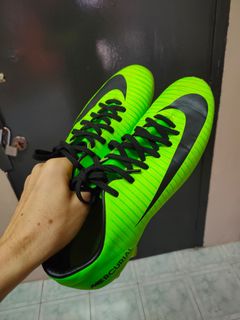 Mercurial euro 212 store