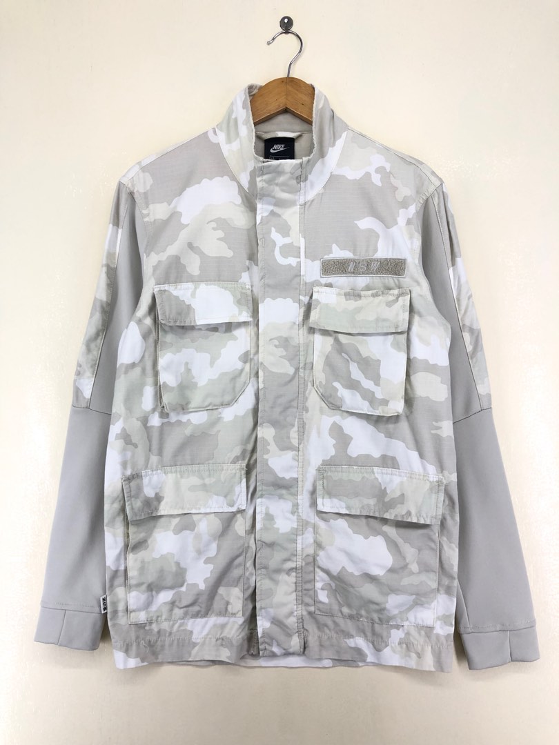 Nike x NSW Multipocket Camo Jacket