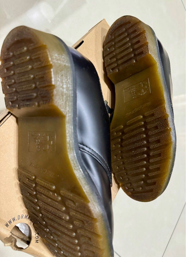 Dr martens original vs fake hotsell