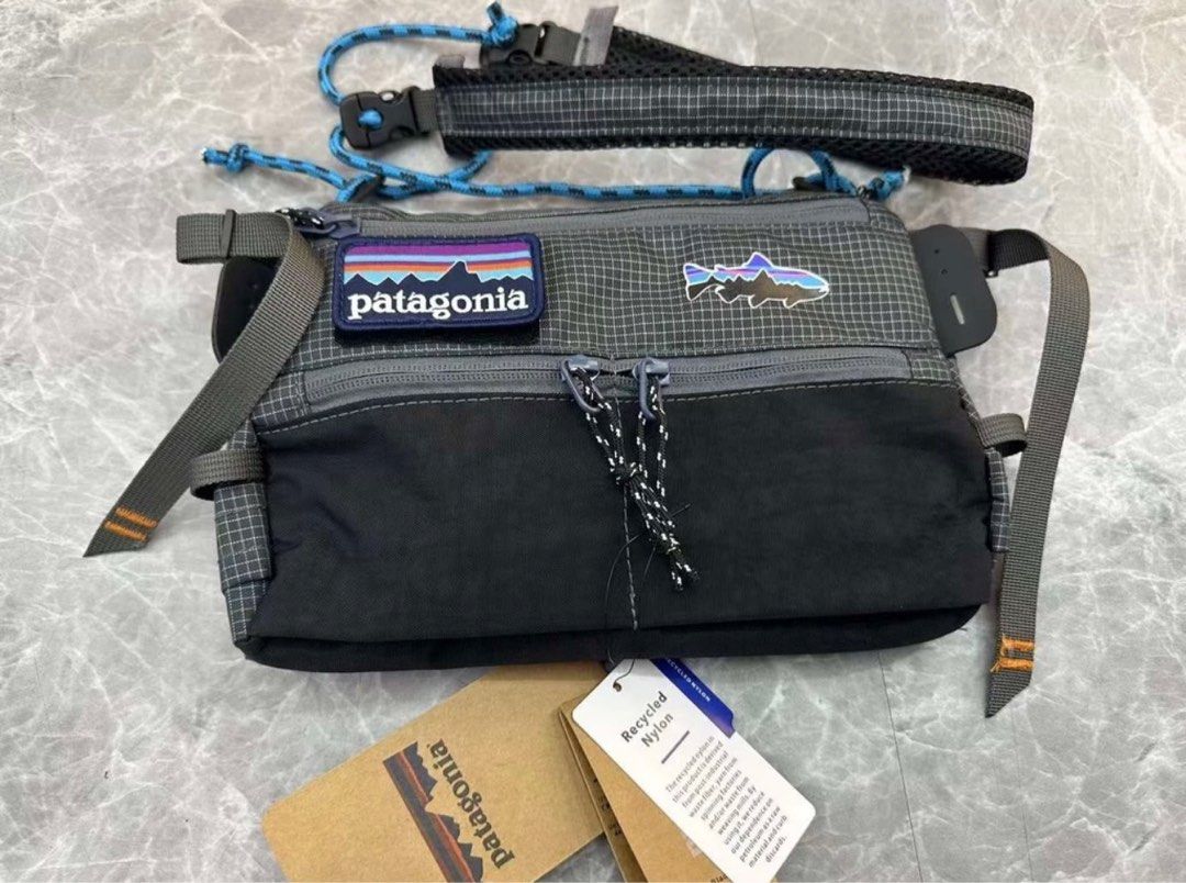 Patagonia Lightweight Waterproof Plaid Nylon Fly Fishing Bag
