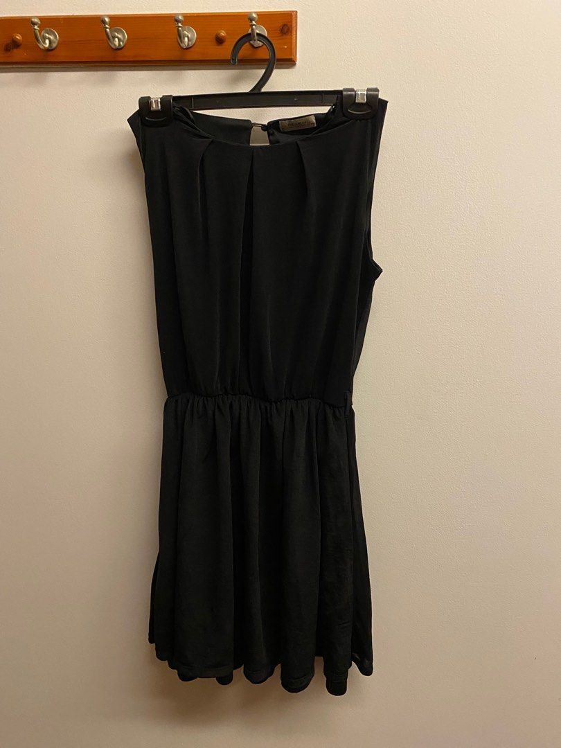 Pull and clearance bear black dress