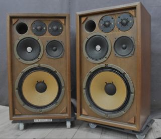 （分類：）位於 。 由 AudioTech 提交（商品編號 1285584708，圖片 1）。簡介： 。