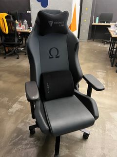 Secretlab omega ash sales