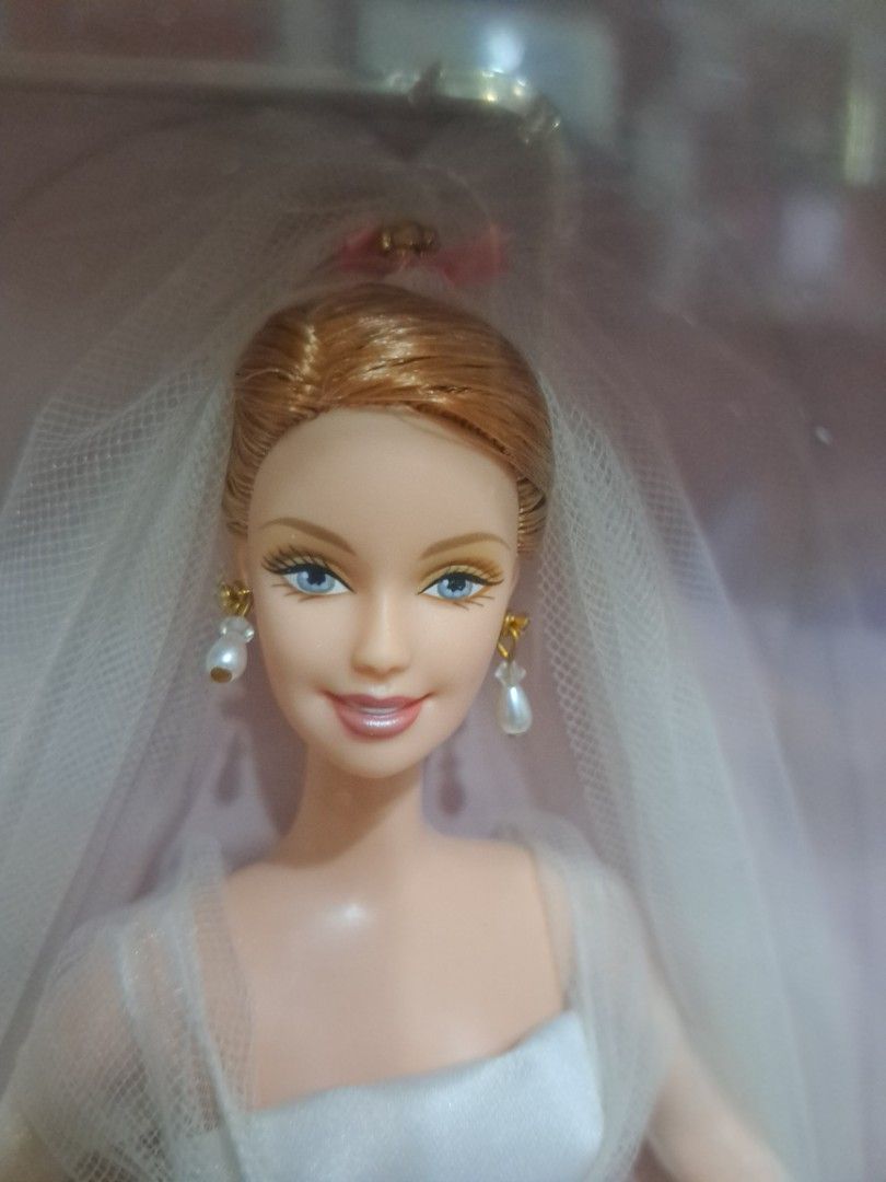 Barbie Collectibles David's Bridal Unforgettable Doll Blonde Mattel 2004  #G2889