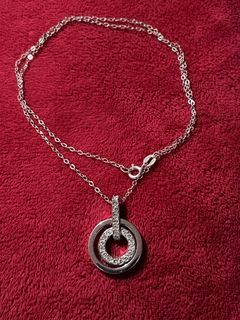 Swarovski pendant with chain