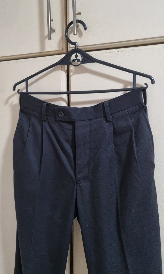 Uniqlo Pleated Pants (Category: Trousers) located in San Fernando. Submitted by hapinuyir (Listing ID 1285676841, Image 2). Description: Uniqlo Pleated Pants Japan Exclusive Like New Condition, 2nd button got removed but can sew back (comes with another extra button also) Measurements - L. 38.5 - W. 15 - L.O. 8 - R. 10.5 Rfs: Got a better fitting trouser since I found this a bit tight.
