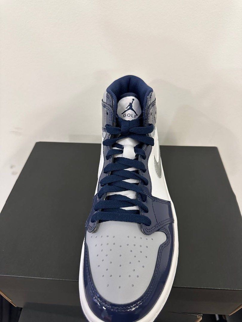 White and navy on sale blue jordan 1