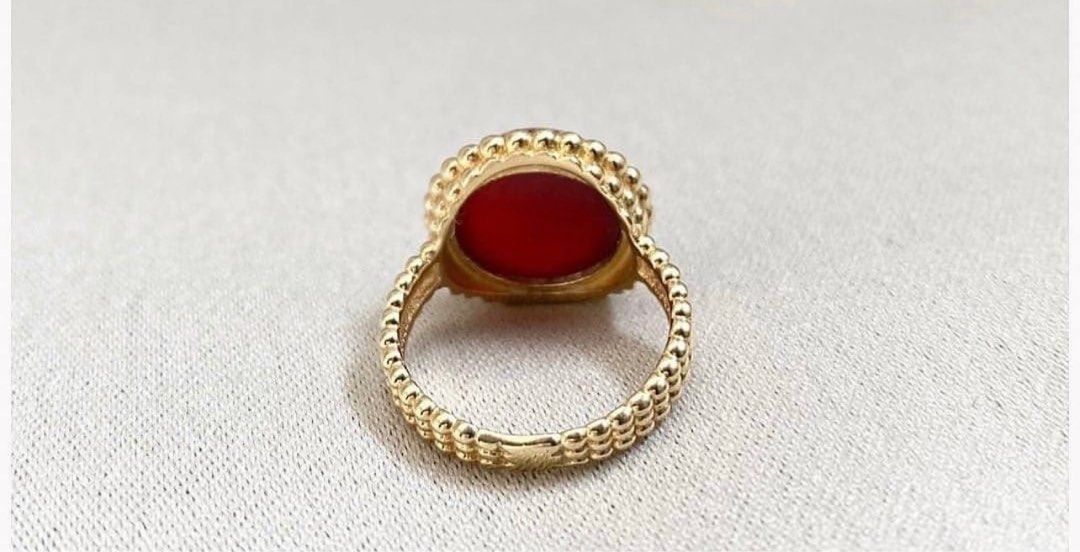 VCA 18karat gold (Category: Body Jewelry) located in Quezon City. Submitted by kween_g (Listing ID 1285639752, Image 3). Description: VCA 18karat gold set ring and earring. Pawnable.. price is a bit nego Ring size 6 RFS: badly need funds .