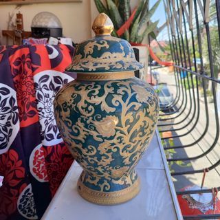 17" Tall Porcelain Vase with Lid Floral Print Jar Display Storage Asian Decor Centerpiece