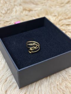 18k Gold Pawnable Double Heart Ring