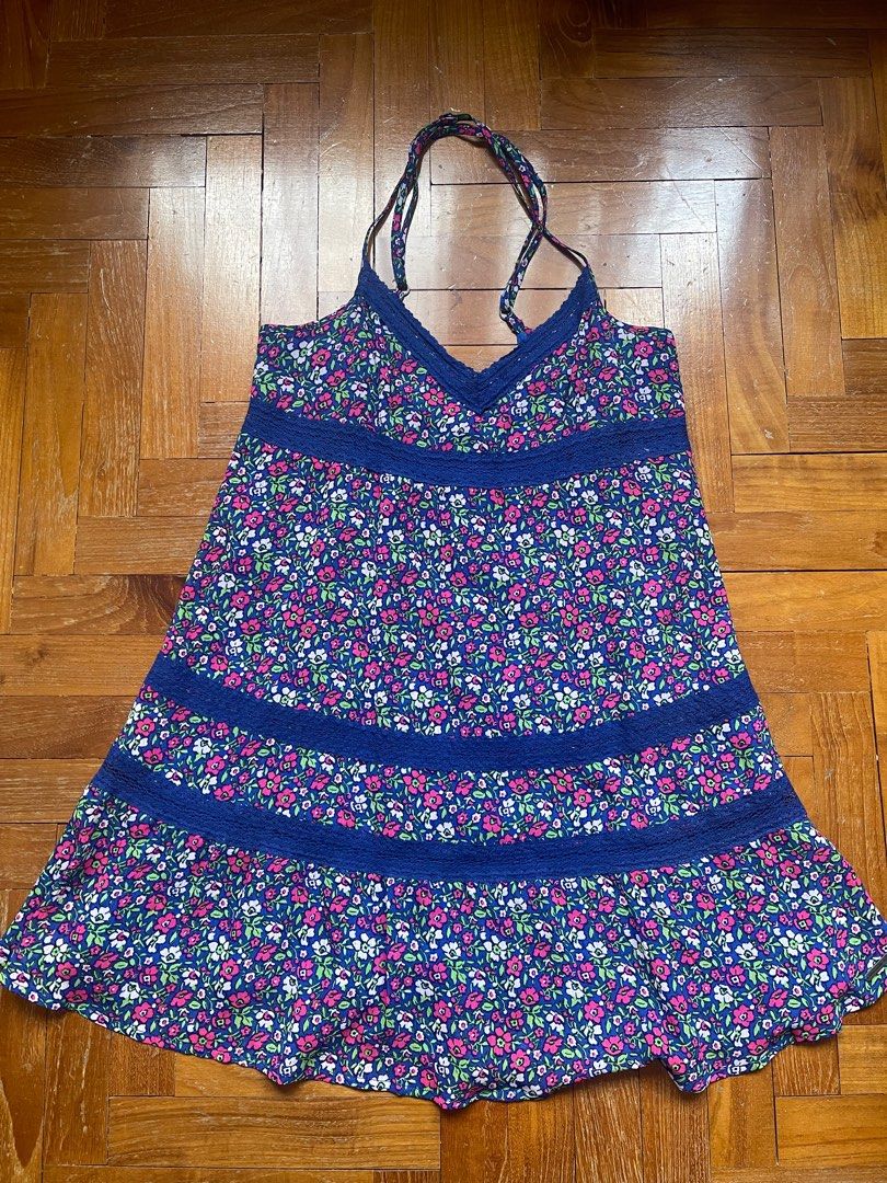 Abercrombie Fitch floral top Excellent condition and selling