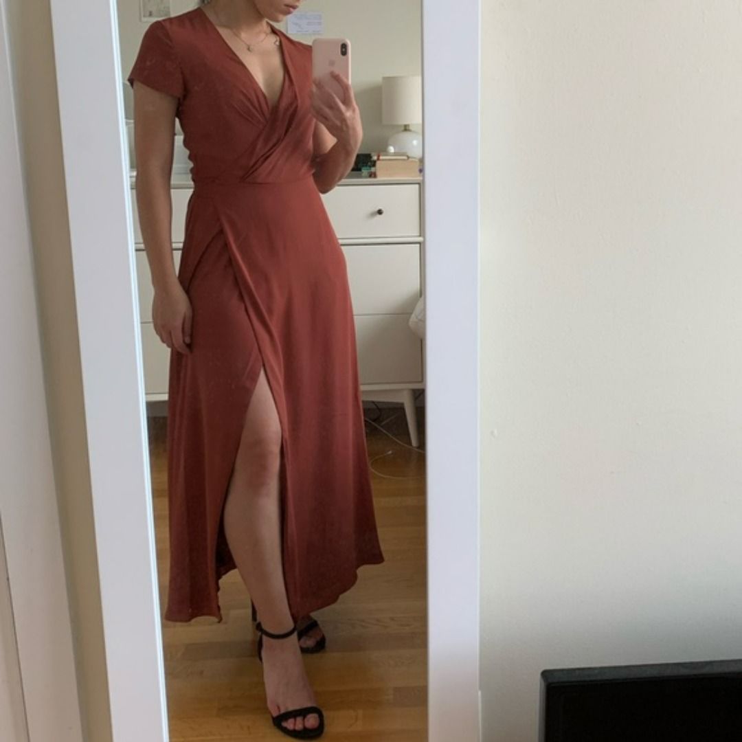 Aritzia Cider Gold Slit Wrap Front Dress S, Women's Fashion, Dresses &  Sets, Dresses on Carousell