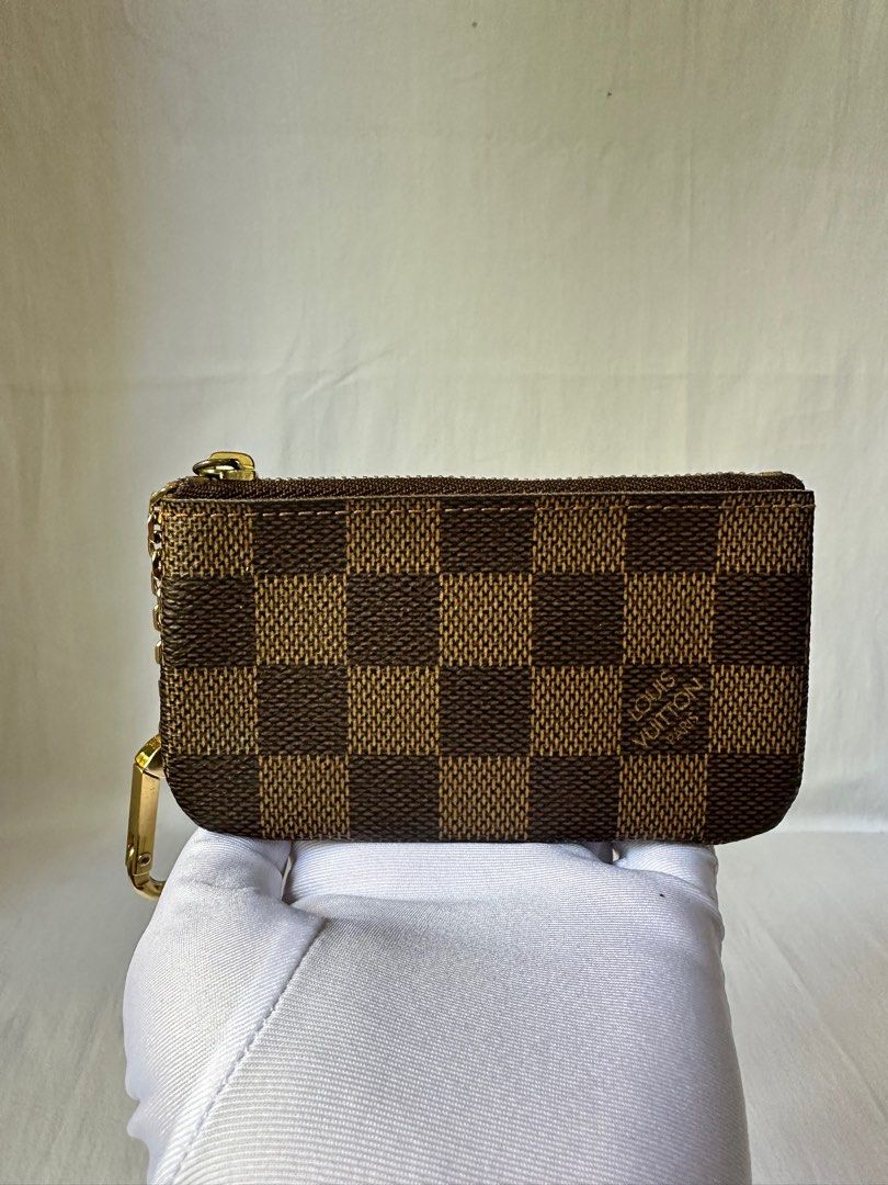 Authentic LOUIS VUITTON Cles (Category: Luxury Bags & Wallets) located in Santa Rosa. Submitted by brandieshoppe (Listing ID 1290554456, Image 2). Description: ✅ Authentic / Original Preloved ✅ From Japan Auction ✅ Moneyback Guaranteed If Proven Fake ✅ In Excellent Condition ✅ Message Us For More Details *Open Also for Layaway Terms.