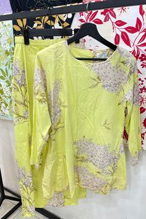 (Category: ) located in . Submitted by shopppwdeee (Listing ID 1290572601, Image 1). Description: .