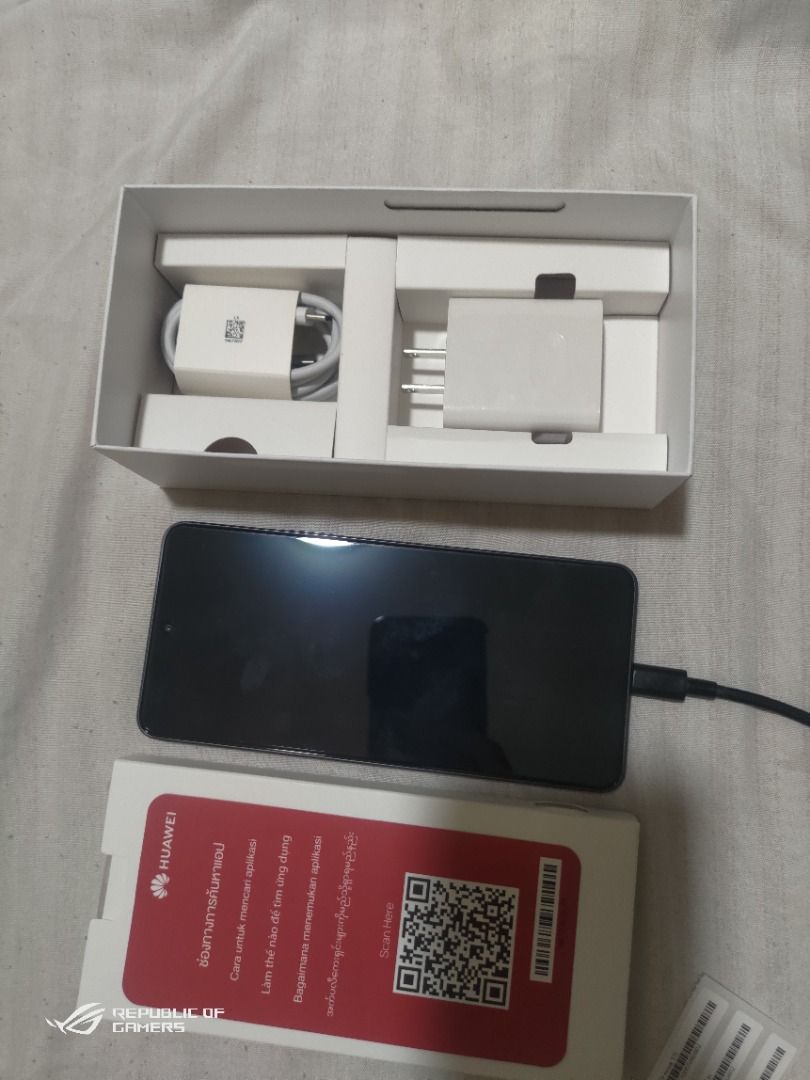 Brandnew Huawei Nova 11i (Category: Huawei) located in Malabon City. Submitted by tagabenta11 (Listing ID 1290524923, Image 2). Description: For sale Brandnew Nova 11i (globe post paid) RF: kasama sa loyalty ng globe plan may ROG phone ako kaya di din magagamit sayang lang kung matatambak open lang ung box at unit kasi nag demo lang sa globe para malaman if may defect ung unit test to sawa pwede .