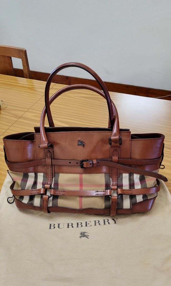 Burberry 手袋, 女裝, 手袋及銀包, Tote Bags - Carousell