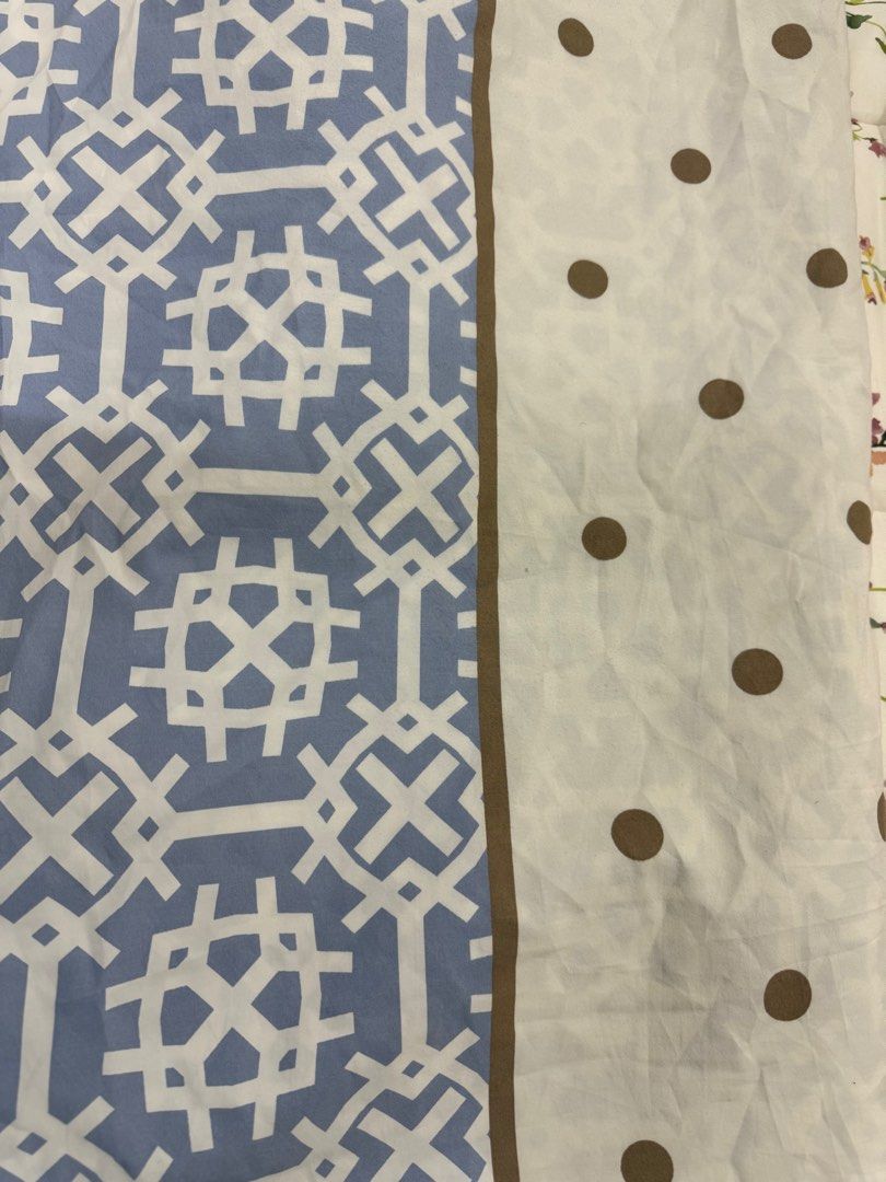 Comforter (Category: Bed Frames & Mattresses) located in Kuala Lumpur. Submitted by ayokoshimada (Listing ID 1290510283, Image 1). Description: I am looking for comfeter this design. If you have ever had and want to let go please let me know. In good condition only ya.