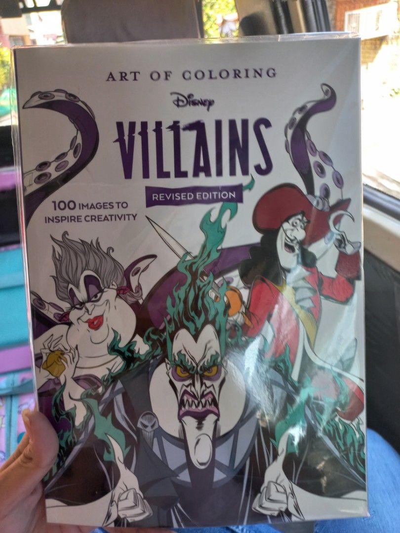 Disney coloring book (Category: Children's Books) located in San Pedro. Submitted by alessandrachic (Listing ID 1290519943, Image 1). Description: disney villains.