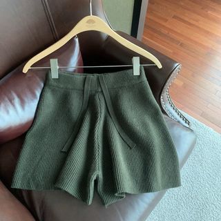 Knitted Shorts, Women's Fashion, Bottoms, Shorts on Carousell