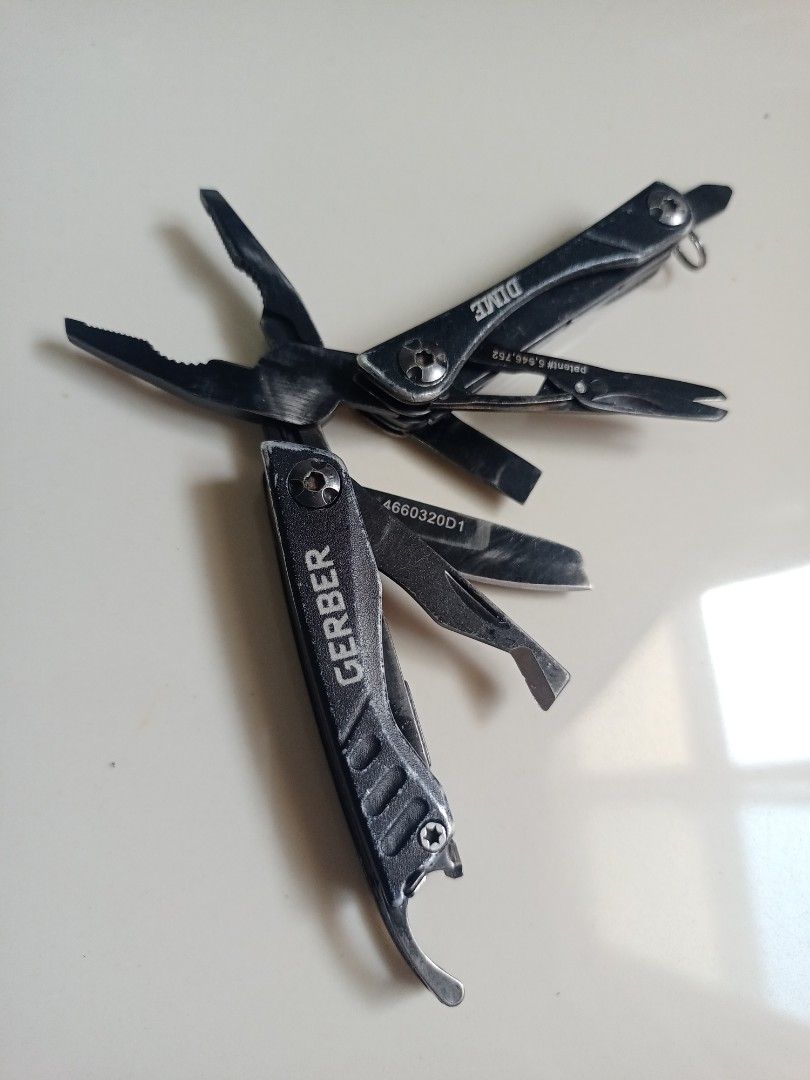 Gerber dime multitool knife edc (Category: Knives & Chopping Boards) located in Manila. Submitted by goldenking0 (Listing ID 1290474856, Image 1). Description: .
