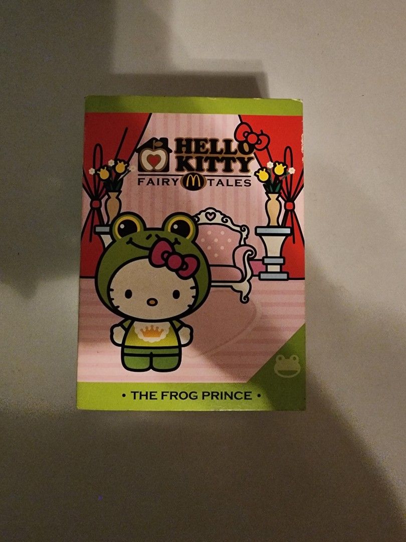 Hello Kitty (Category: Vintage Collectibles) located in Singapore. Submitted by potatotaco (Listing ID 1290571682, Image 8). Description: Clearing. Selling each @$20.