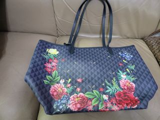 （分類：）位於 。 由 waswa 提交（商品編號 1290505133，圖片 1）。簡介： 。