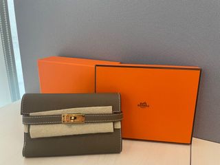 （分類：）位於 。 由 aymkan 提交（商品編號 1290479346，圖片 1）。簡介： 。