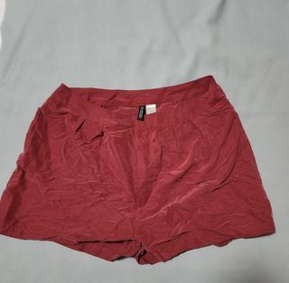 H&M Divided Red Modal Blend Shorts EUR42/US12