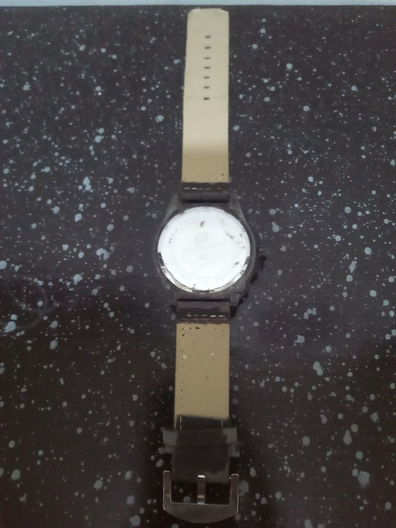 Jam tangan Swiss navy ddc Fesyen Pria Jam Tangan di Carousell