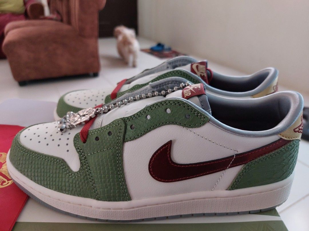 Jordan 1 Low OG "YOTD" (Category: Sneakers) located in Mariveles. Submitted by mcvon (Listing ID 1290470285, Image 2). Description: For Sale!!! Jordan 1 Low OG "YOTD" Sz.9.