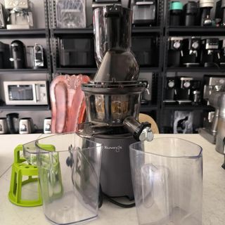 Kuvings slow juicer