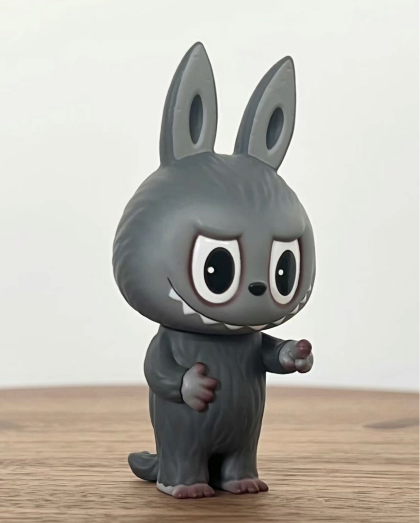 Labubu zimomo 灰色popmart 盲盒blind box 稀有ttf 限定how2work, 興趣及遊戲, 玩具& 遊戲類-  Carousell