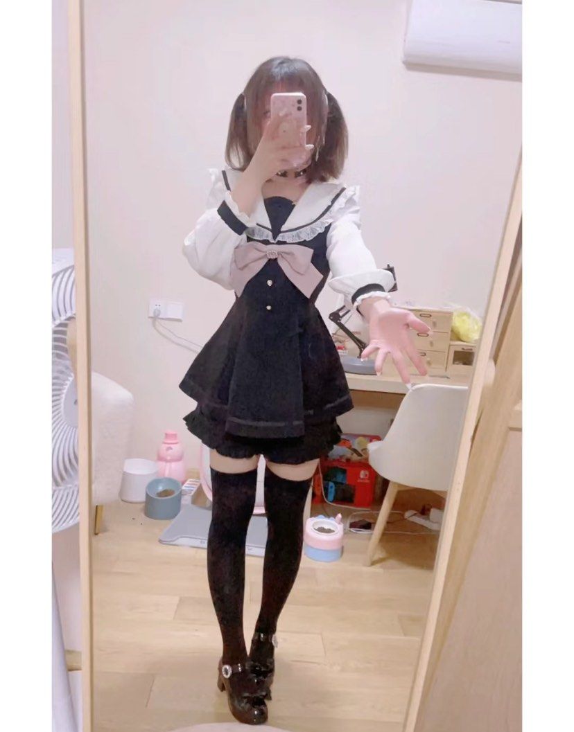 正品Lizlisa經典款水手服領黑色長袖地雷系量產系格仔可愛日系日