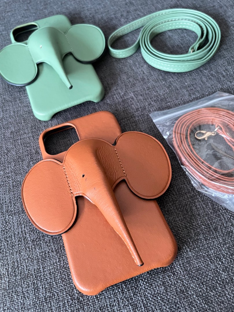 Loewe phone case elephant top