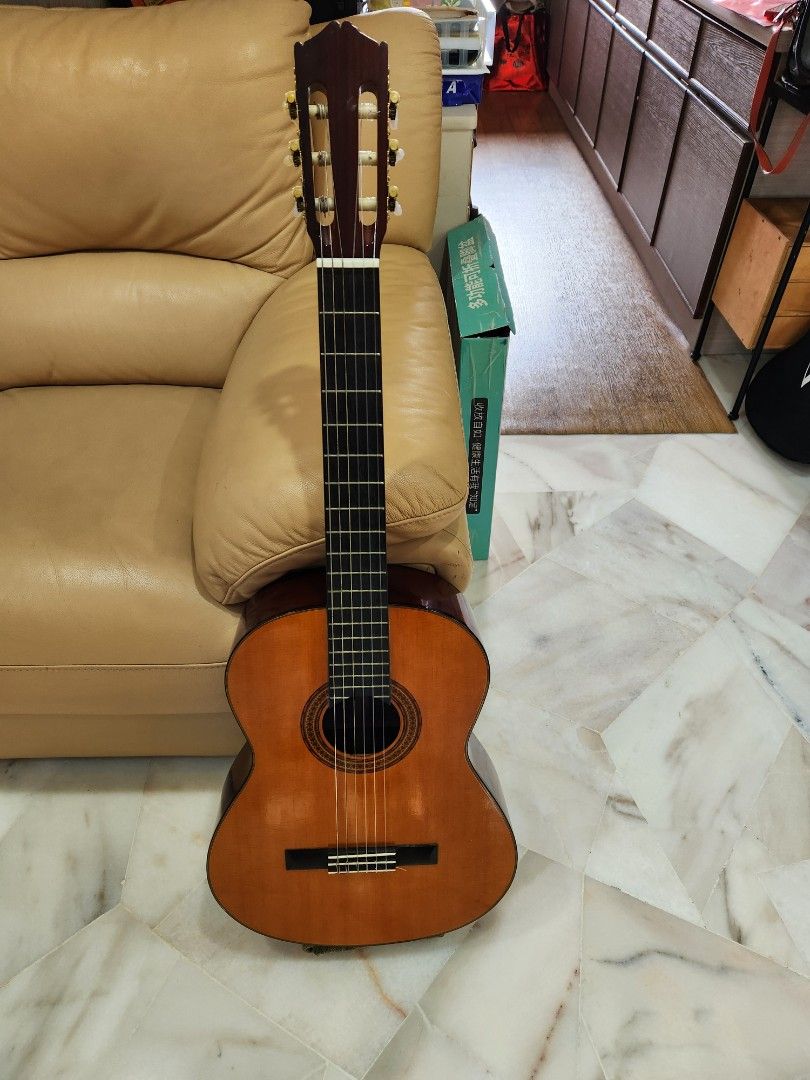 Morris store classical guitar