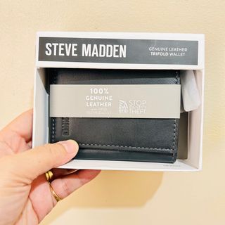NEW Steve Madden Men's RFID Trifold Wallet with Id Window from US (black)
