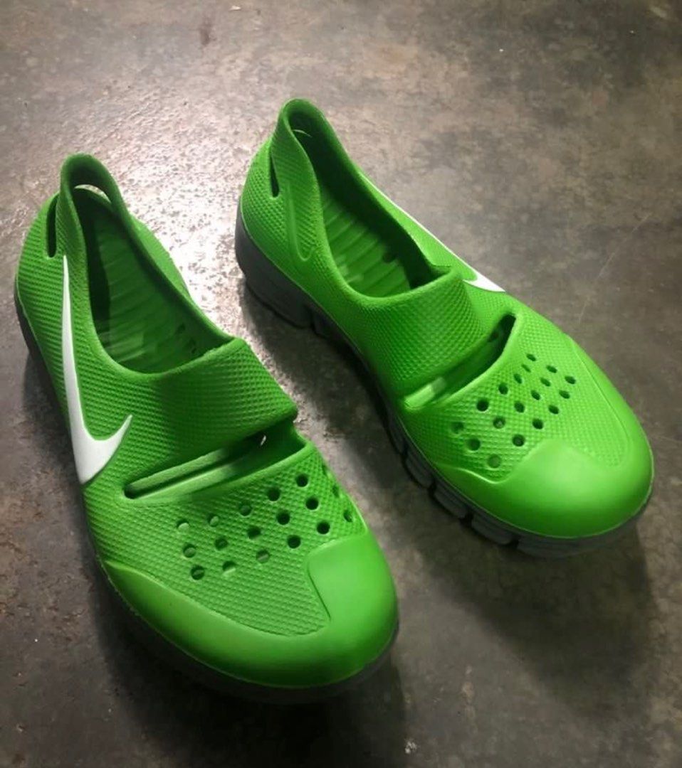 Nike htm 2025 solarsoft sandal