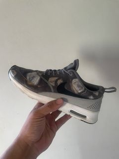 Nike air max thea black wolf clearance grey print