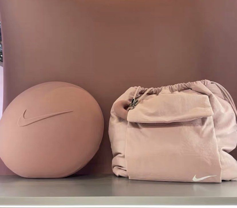 Nike Zenvy Cushion Pillow and Tote Bag Yoga Bag 2024