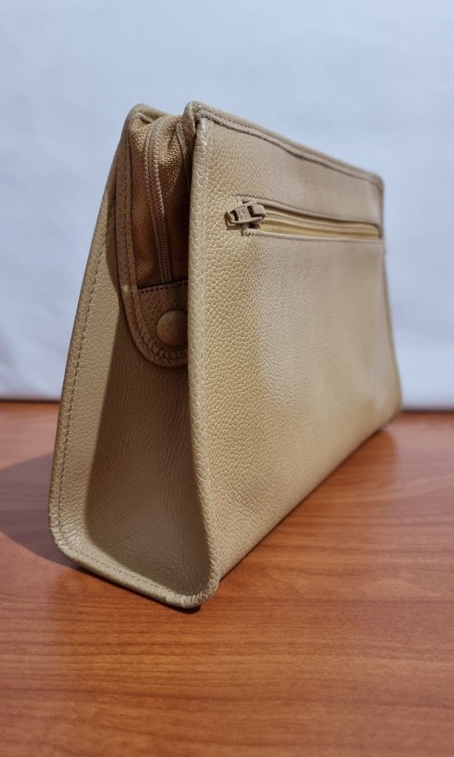 Nina Ricci Clutch Bag Women s Fashion Bags Wallets Clutches on Carousell