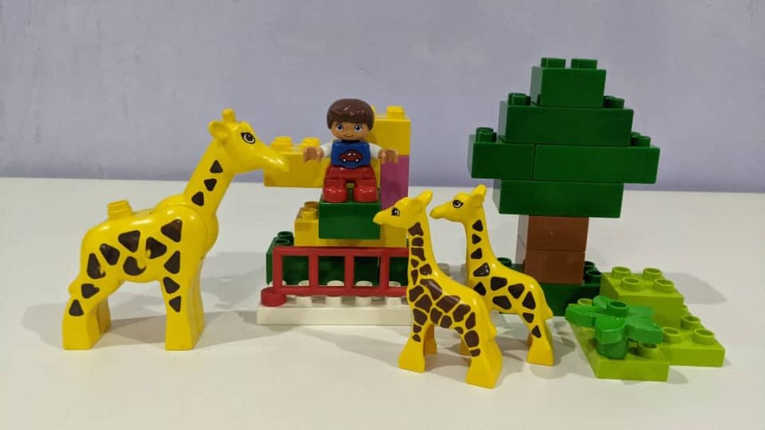 Prelove LEGO DUPLO Zoo Animal Happy Giraffe Paradise Hobbies Toys Toys Games on Carousell