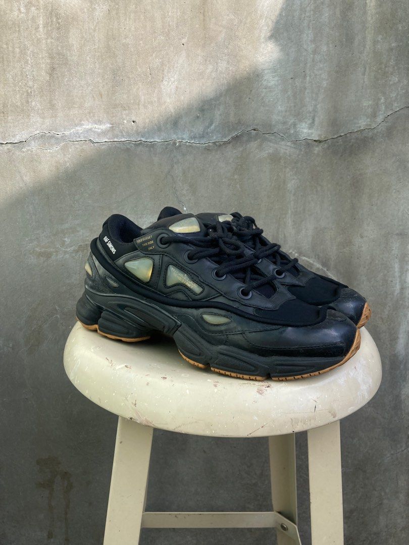 Raf simons x Adidas Ozweego Bunny