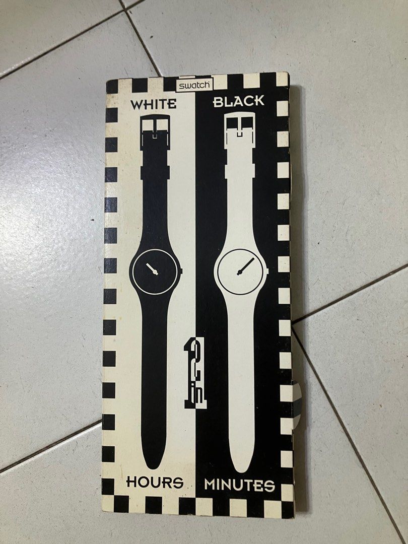 Swatch white hours black minutes 2025
