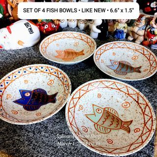 SET OF 4 FISH BOWLS • JAPAN