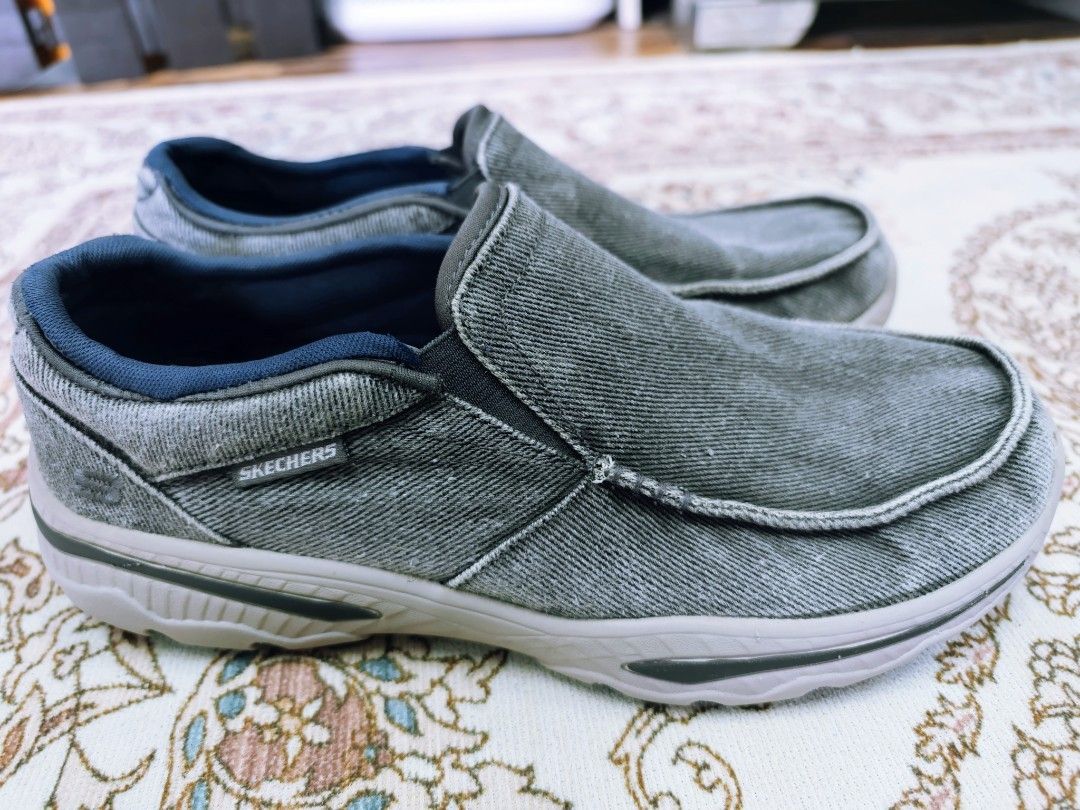 Skechers forde slip on hot sale