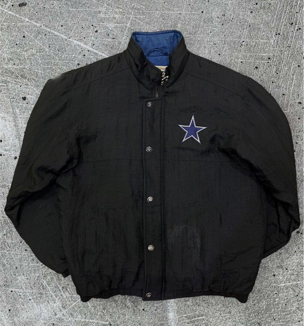 Starter NFL Jacket (Category: Coats, Jackets and Outerwear) located in Seri Manjung. Submitted by ahmadclub (Listing ID 1290440607, Image 3). Description: Starter Jacket 👉🏻size on tag XL 👉🏻Pit 18.5, Labuh 22 👉🏻 Condition 9/10 (poket dalam koyak & seperti dalam gambar) * Ringer sedikit distress ✅Siap di dobi & Siap untuk di pakai Semenanjung: + RM8 Sabah / Sarawak: + RM15 Warna mungkin berbeza kerana pencahayaan📸 #bundle #bundlemalaysia #ho