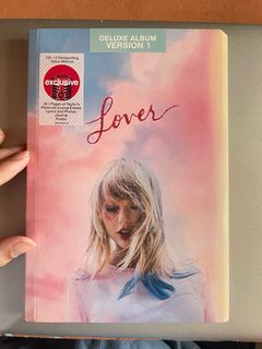 Taylor Swift Lover Deluxe Booklet Ver. 1