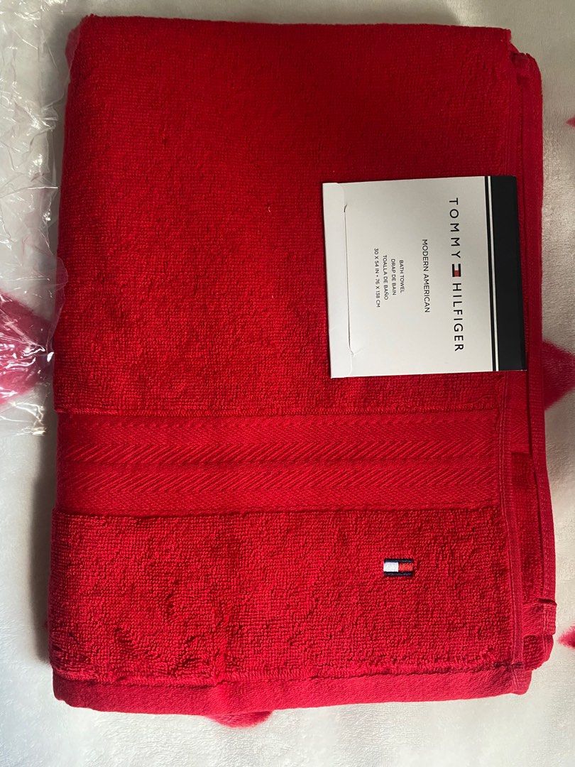 Tommy Hilfiger Modern American Solid Bath Towel 30 x 54 Inches 100