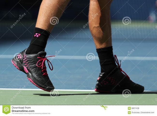 Yonex Eclipsion Stanislaw Wawrinka Tennis Shoes Men s Fashion Activewear on Carousell