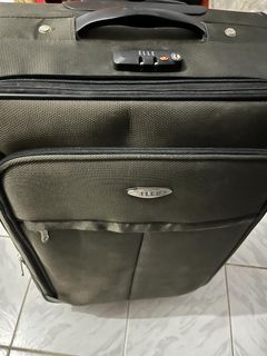 （分類：）位於 。 由 ppppppp0312 提交（商品編號 1292115948，圖片 1）。簡介： 。